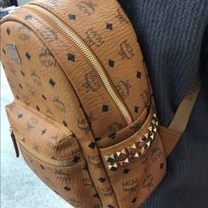 Stark backpack 🎒 in visetos cognac